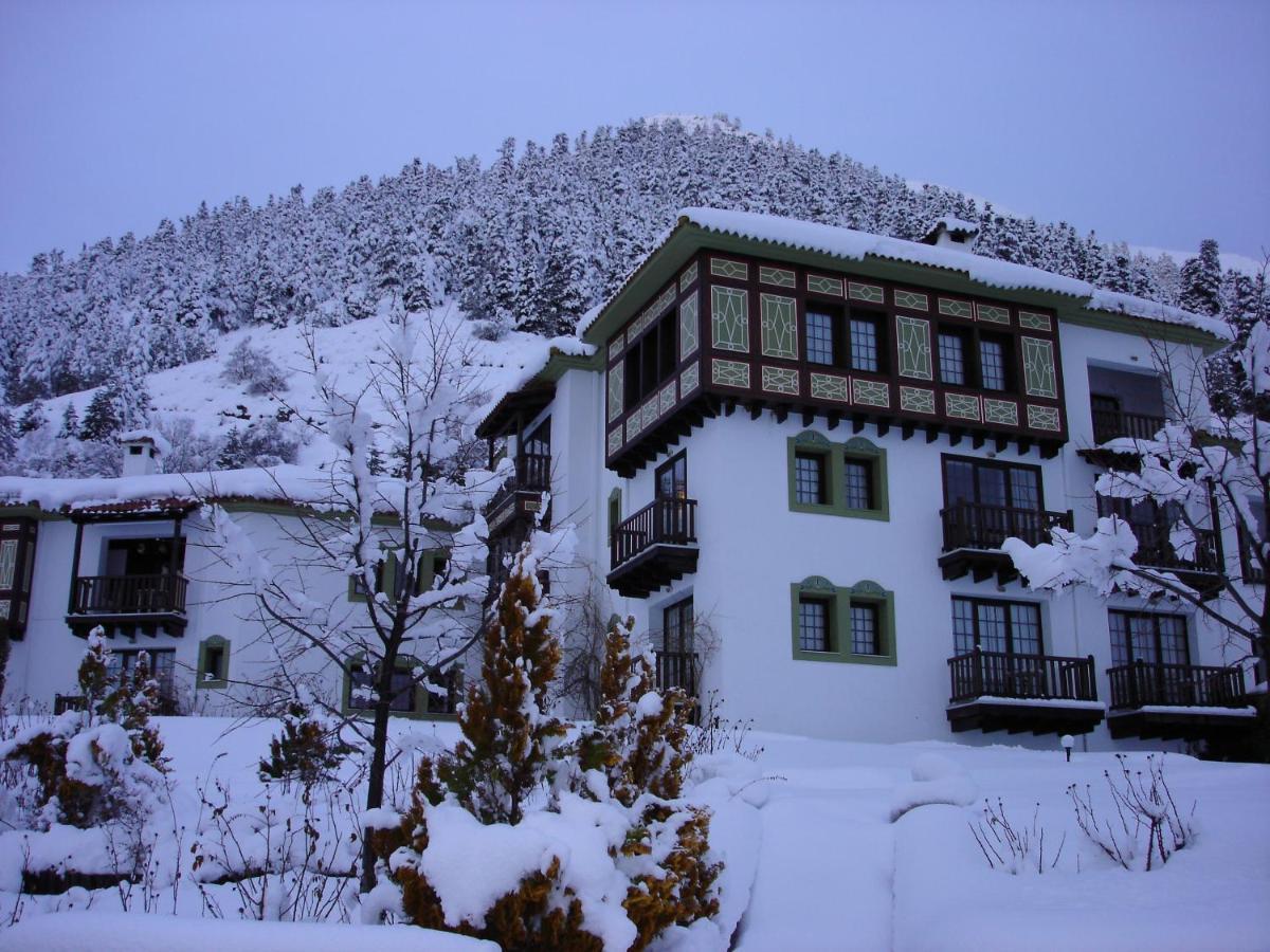 Hotel Spa Montana Karpenisi Exterior photo
