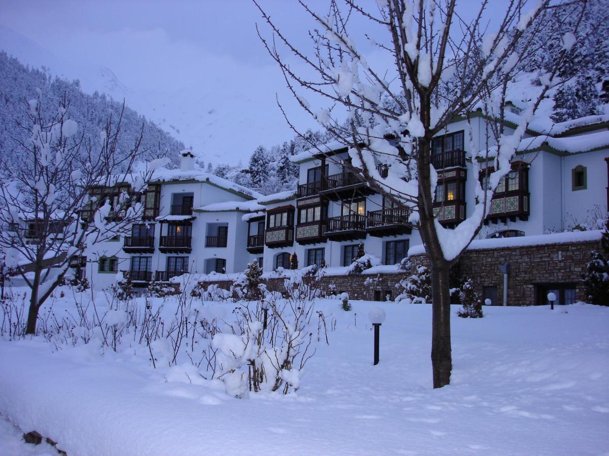 Hotel Spa Montana Karpenisi Exterior photo